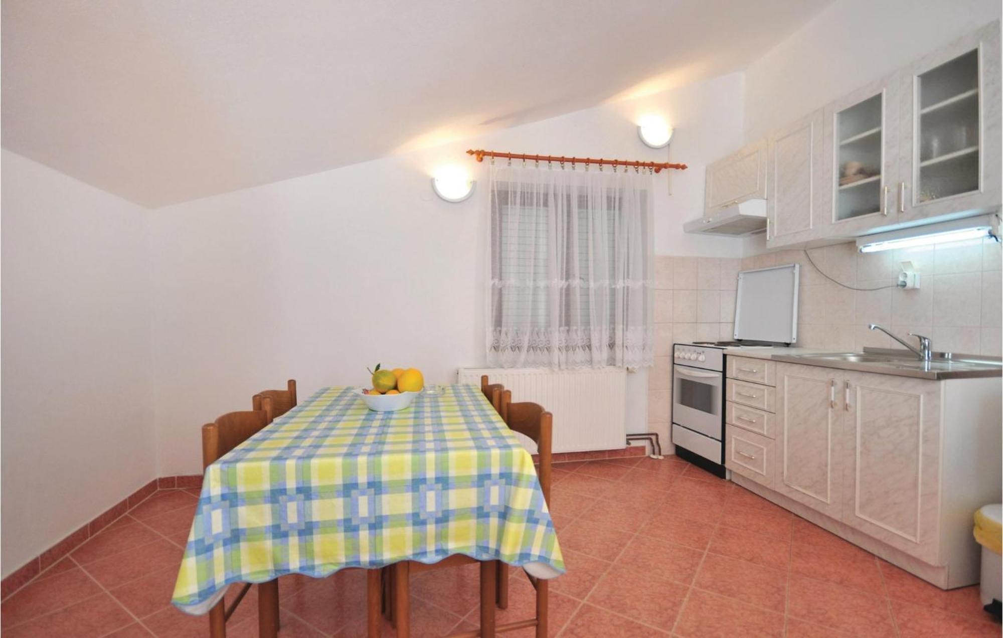 Amazing Apartment In Trogir With Kitchen Exterior foto
